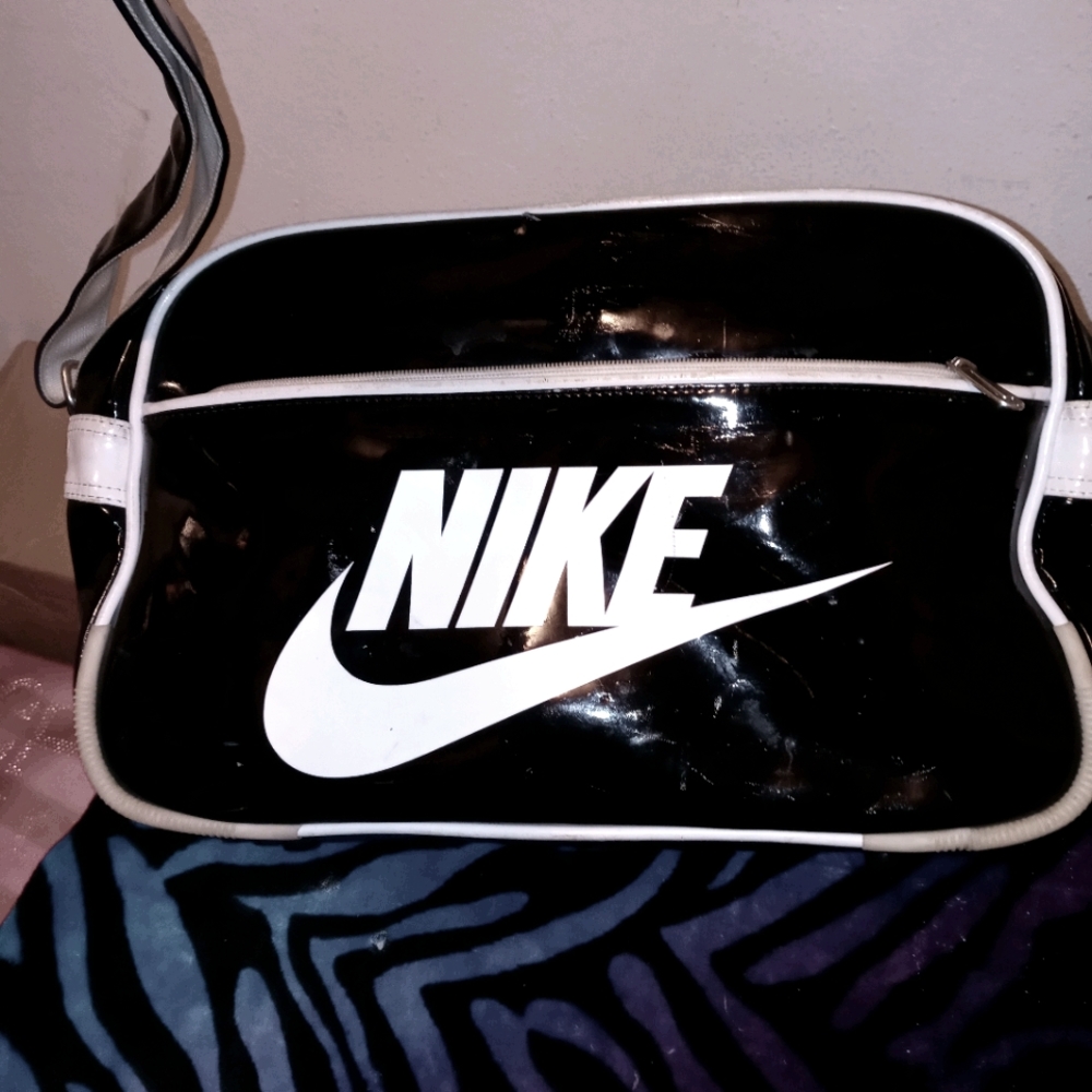Nike overnight bag